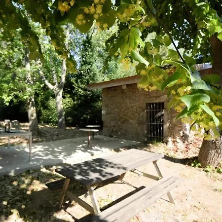Charmant A Avec Piscine Partagee 45 M² Azille